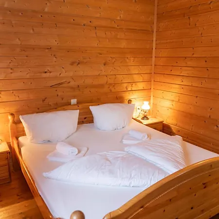 Urige Doppelhaushaelfte 8 Und 9 Holiday home Grafenweg